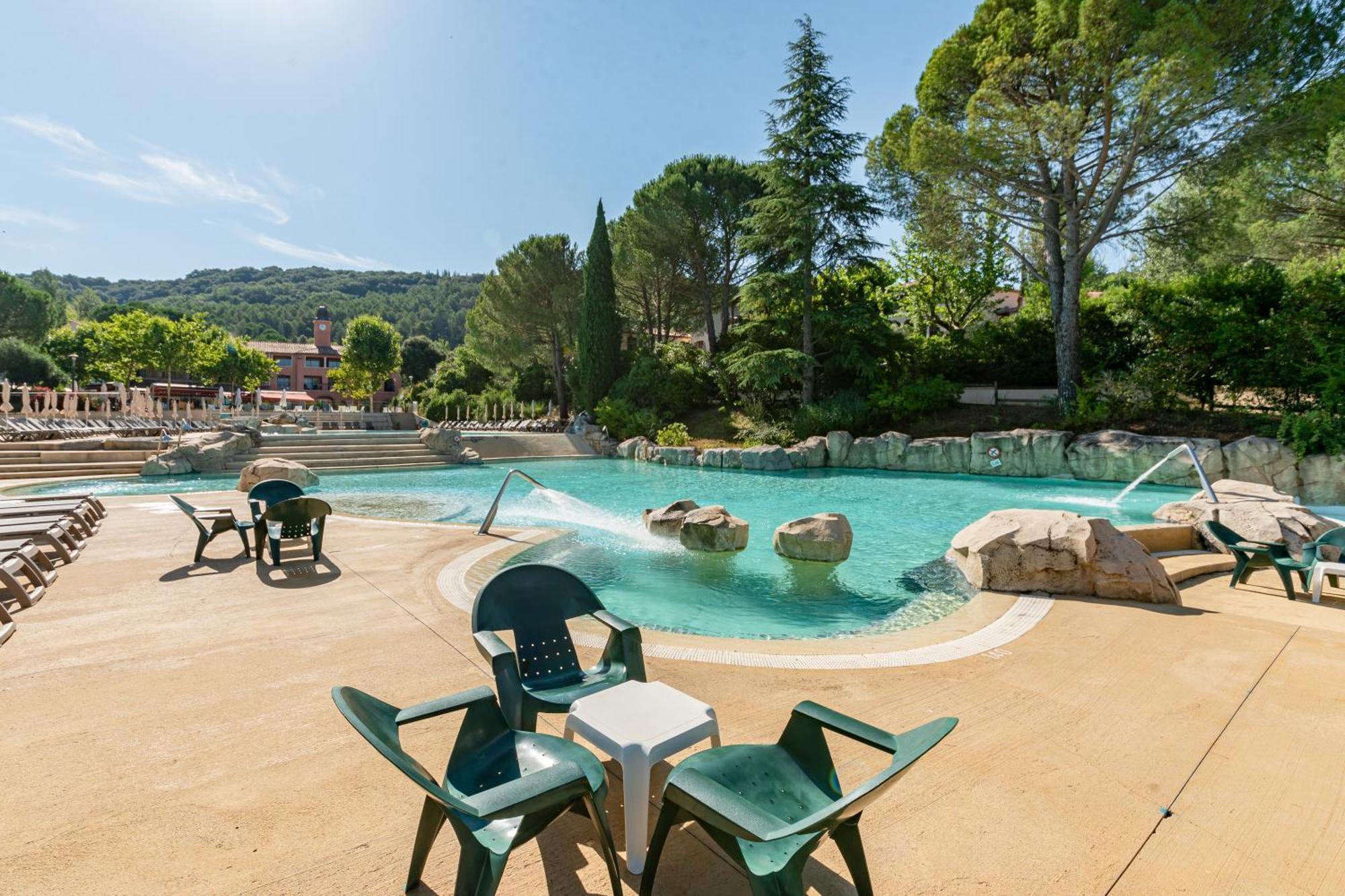Village Pierre & Vacances Le Rouret กรอส์พิแอร์ ภายนอก รูปภาพ